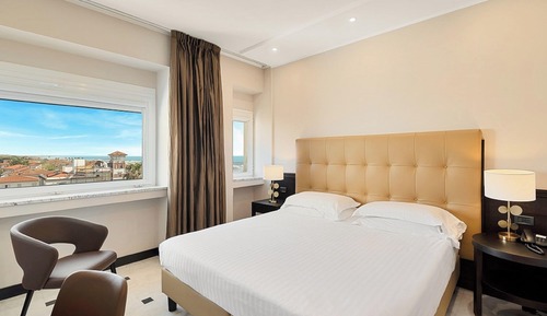 Superior Double Room, Partial Sea View