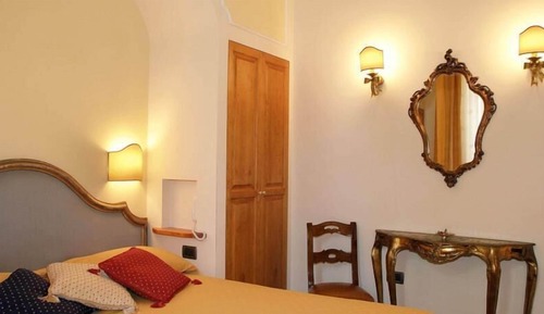 Standard Double Room, Ensuite, Courtyard View