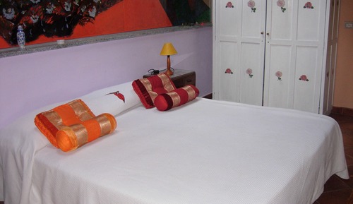 Suite, 2 Bedrooms (6 pax)