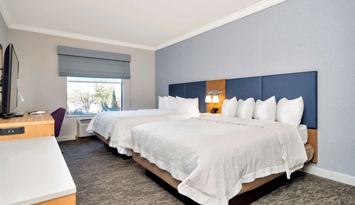 Two queen beds non smoking