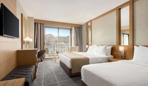 Room, Multiple Beds, Non Smoking