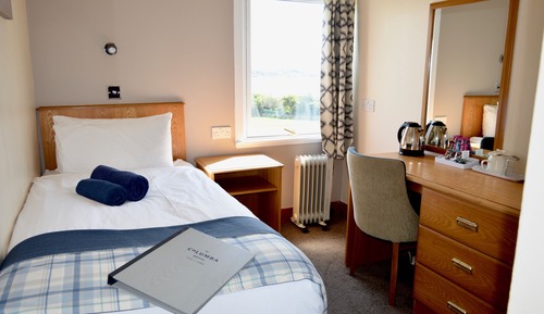 Single Room, Sea View