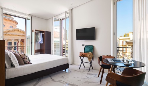 Superior Deluxe Apartment