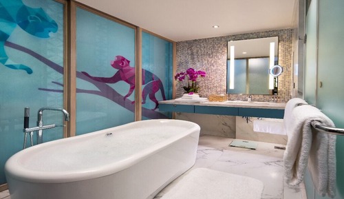 Premium Room, 1 King Bed