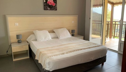 Basic Apartment, Balcony, Sea View