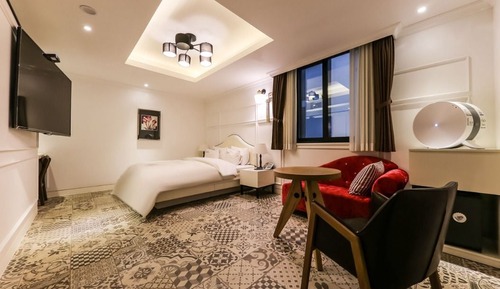 Superior Suite