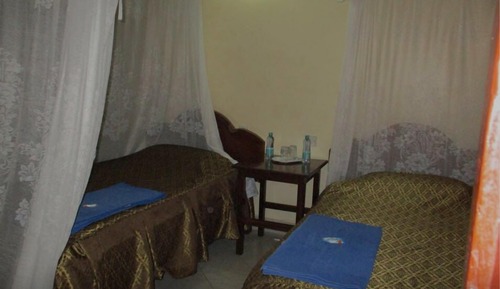 Standard Double Room (No Airconditioner)
