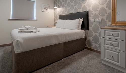 Standard Room, 1 King Bed