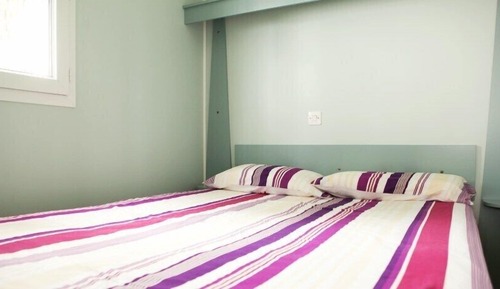 Mobile Home, 2 Bedrooms
