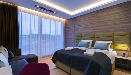 Family Room, Garden View (garden access - 2)