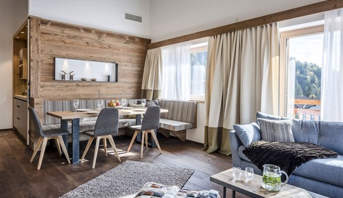 Penthouse 2 bedrooms with lake view