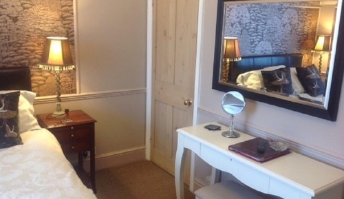 Luxury Double Room (Beacon)