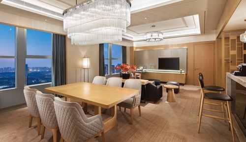 Executive Suite