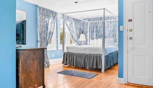 Room, 1 Queen Bed (Gables House)