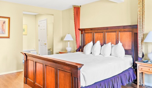 Room, 1 King Bed (New Courtyard)