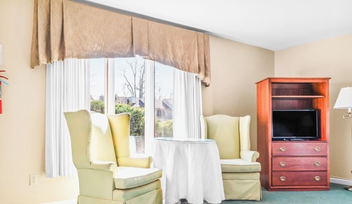 Suite, 1 Queen Bed with Sofa bed (New Courtyard)