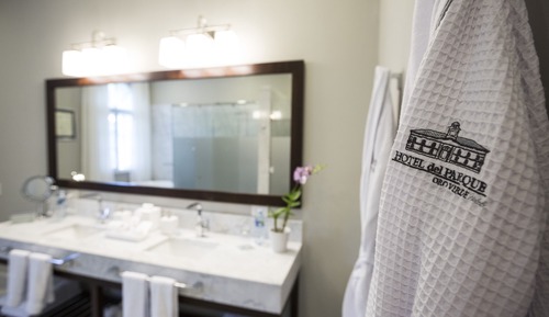 Signature Room, 1 King Bed