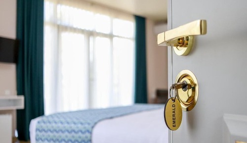 Deluxe Double or Twin Room, Balcony