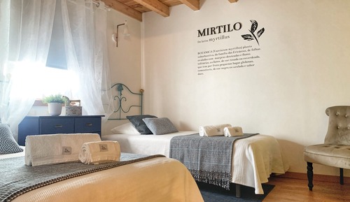 Deluxe House, 2 Bedrooms, Pool View