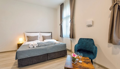 Classic Studio, City View