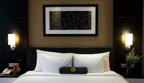 Deluxe Double or Twin Room, City View