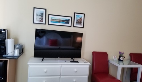 Economy Room, 1 King Bed