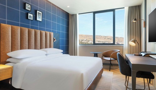 Traditional Room, 1 King Bed, Non Smoking (City View)