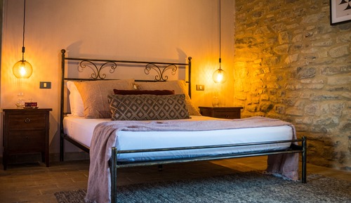 Room, Hill View, Annex Building