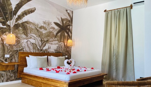 Luxury Villa, Patio, Garden View