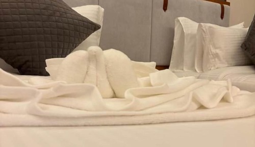 Classic Twin Room, City View