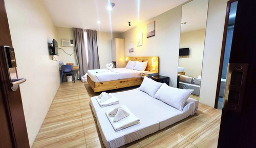 Superior Family Room