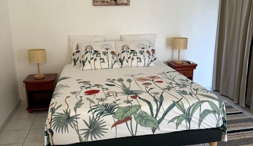 Classic Apartment, 2 Bedrooms, Terrace, Garden View