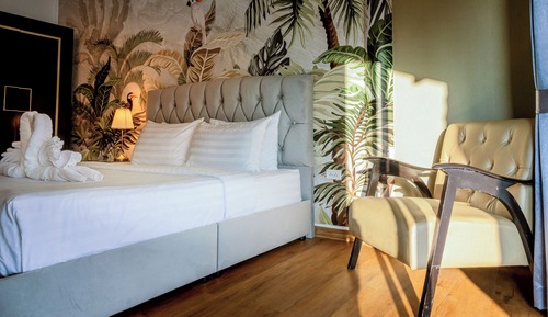 Grand Deluxe Double Room