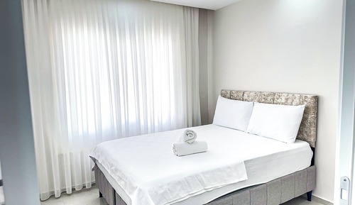 Deluxe Apartment, 1 King Bed with Sofa bed, Balcony