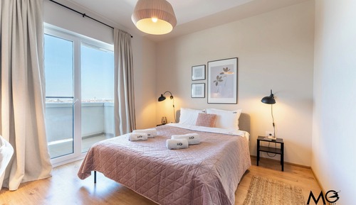 Deluxe Apartment, Balcony, Mountain View