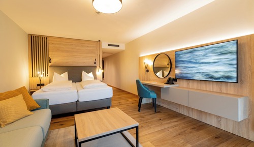 Deluxe Double Room, Balcony, Garden View