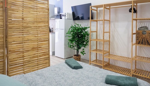 Classic Apartment, Park View, Beachside