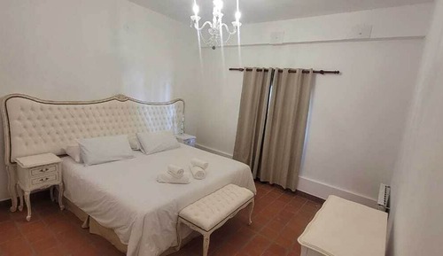 Luxury Suite, City View