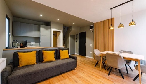 Family Villa, Valley View