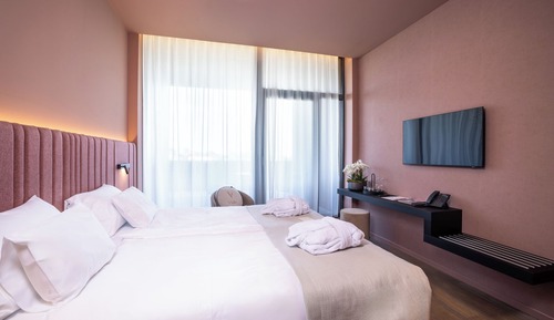 Deluxe Double Room, Hill View