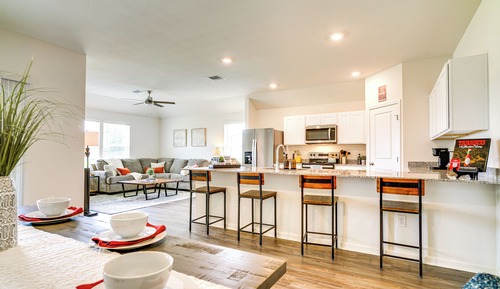 House (4 Bedrooms)