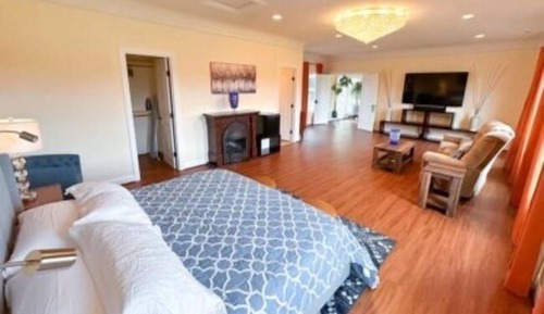 Luxury Single Room, Garden View