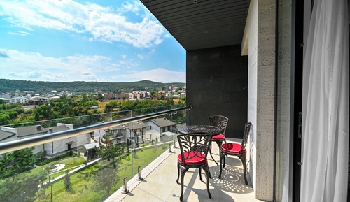 Luxury Double Room, Balcony, Mountain View