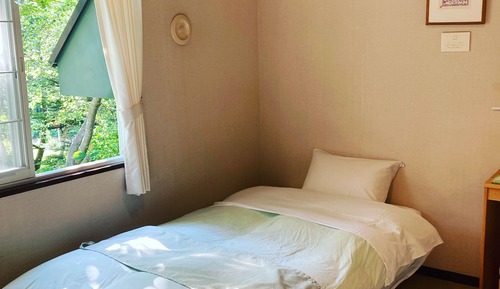 Basic Single Room, Garden View