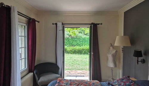 Classic Room, 1 King Bed