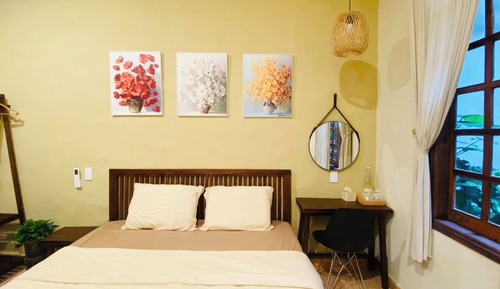 Standard Double Room, Garden View