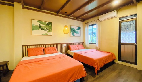 Grand Quadruple Room, City View