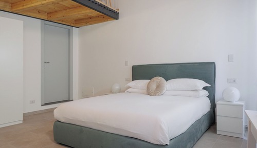 Deluxe Double Room, Private Bathroom, City View