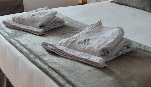 Standard Triple Room, Garden View