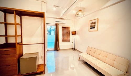 Studio, Garden View